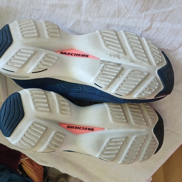 Skechers Memory Foam Blue/Pink Sneakers, 9 - Picture 2 of 7